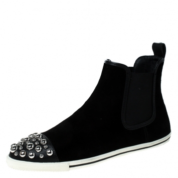 Pre Owned Marc by Marc Jacobs Black Suede Chelsea Studded Ankle Boots Size 38