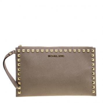 Pre Owned Michael Kors Beige Leather Studded Clutch