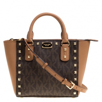 Pre Owned Michael Michael Kors Signature Coated Canvas and Leather Small Studded Sandrine Crossbody Bag