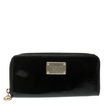 Pre Owned Michael Michael Kors Black Patent Leather Jet Set Continental Wallet