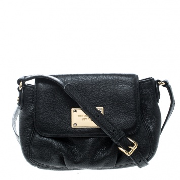 Pre Owned Michael Michael Kors Black Leather Crossbody Bag