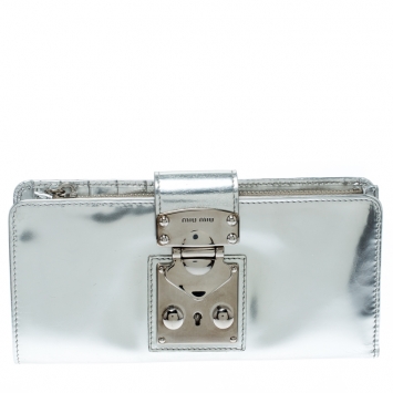Pre Owned Miu Miu Silver Leather Key Lock Continental Wallet