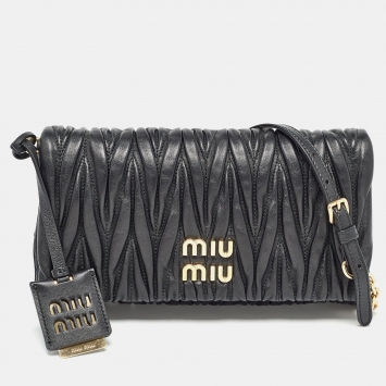 Pre Owned Miu Miu Black Matelassé Leather Flap Clutch Bag