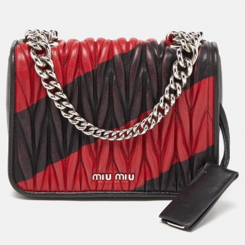 Pre Owned Miu Miu Black/Red Matelassé Leather Flap Crossbody Bag