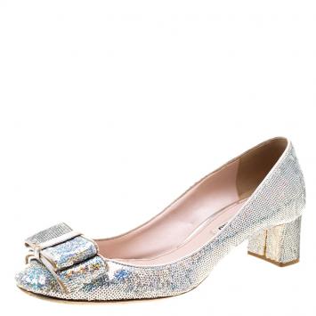 Pre Owned Miu Miu Silver Sequin Bow Pumps Size 38
