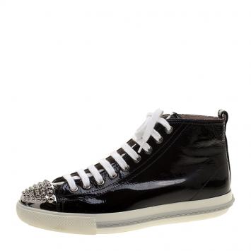 مملوكة مسبقًا Miu Miu Black Patent Leather Studded Metal Cap Toe High Top Sneakers Size 39