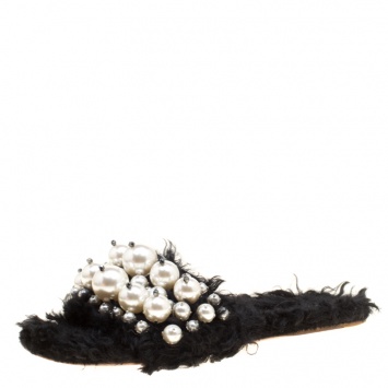 Pre Owned Miu Miu Black Faux Fur Pearl Flat Sandals Size 39
