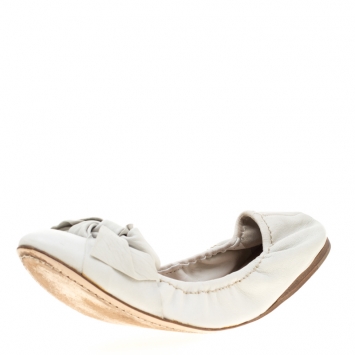 Pre Owned Miu Miu White Leather Ballet Flats Size 39