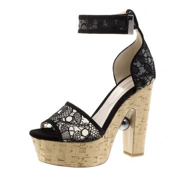 مملوكة مسبقًا Nicholas Kirkwood Black Lace Maya Pearl Platform Ankle Strap Sandals Size 37.5