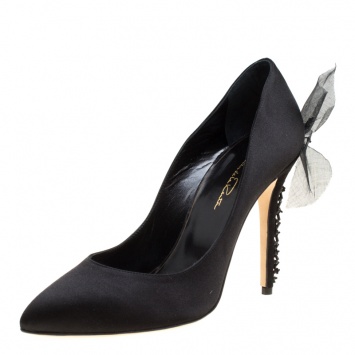 Pre Owned Oscar de la Renta Black Satin Kincy Embellished Heel Pumps Size 38.5
