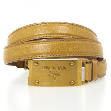مملوكة مسبقًا Prada Tan Leather Logo Plaque Belt 80 CM