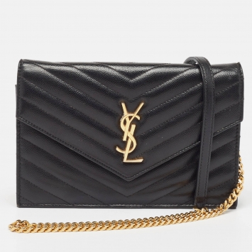 مملوكة مسبقًا Saint Laurent Black Matelassé Leather Envelope Wallet on Chain