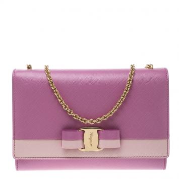 Pre Owned Salvatore Ferragamo Pink Leather Vara Bow Chain Clutch