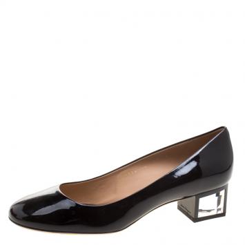 Pre Owned Salvatore Ferragamo Black Patent Leather Ninfea Lucite Block Heel Pumps Size 40.5