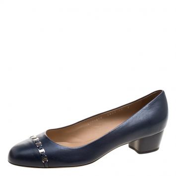 Pre Owned Salvatore Ferragamo Navy Blue Leather Pim Chain Detail Pumps Size 40.5