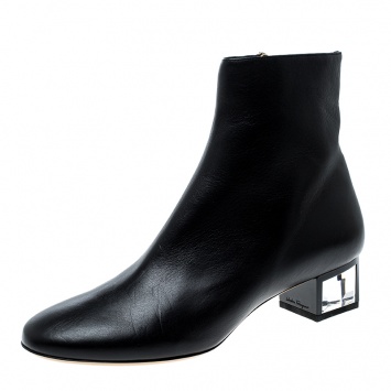 Pre Owned Salvatore Ferragamo Black Leather Crystal Heel Ankle Boots Size 40.5