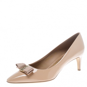 Pre Owned Salvatore Ferragamo Beige Patent Leather Emy Bow Pointed Toe Pumps Size 40.5