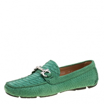 مملوكة مسبقًا Salvatore Ferragamo Women Green Python Leather Mason Gancio Bit Loafers Size 40.5