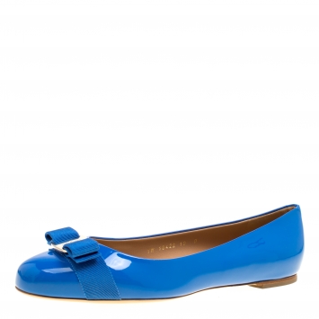 مملوكة مسبقًا Salvatore Ferragamo Blue Patent Leather Varina Ballet Flats Size 40.5