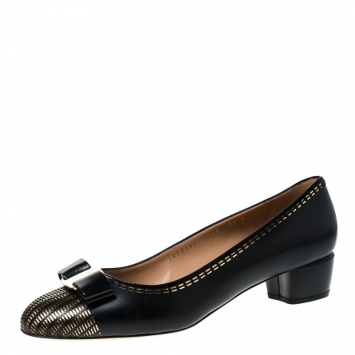 Pre Owned Salvatore Ferragamo Black Leather Vara Bow Pumps Size 40