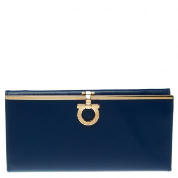 Pre Owned Salvatore Ferragamo Blue Leather Gancio Clasp Continental Wallet