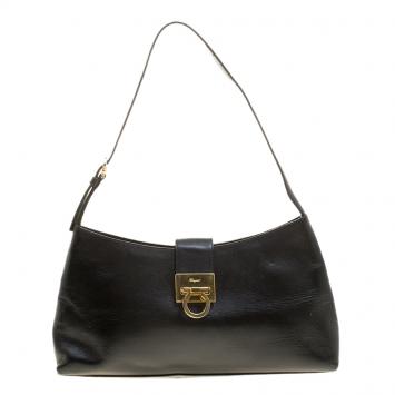 Pre Owned Salvatore Ferragamo Black Saffiano Leather Shoulder Bag