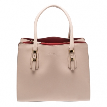 Pre Owned Salvatore Ferragamo Beige Leather Medium Tote 