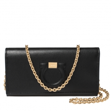 Pre Owned Salvatore Ferragamo Black Leather Gancio City Wallet on Chain