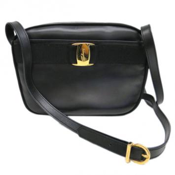 Pre Owned Salvatore Ferragamo Black Vara Leather Crossbody