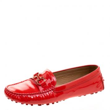 Pre Owned Salvatore Ferragamo Orange Patent Leather Soft moccasins Size 37.5