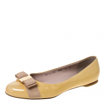 Pre Owned Salvatore Ferragamo Beige Patent Leather Varina Ballet Flats Size 37.5