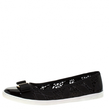 Pre Owned Salvatore Ferragamo Black Lace and Leather Rufina Flats Size 39.5