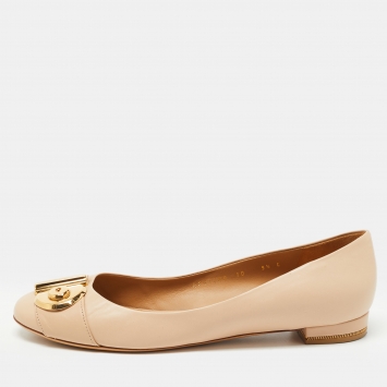 Pre Owned Salvatore Ferragamo Beige Leather Fiamma Keyhole Ballet Flats Size 40
