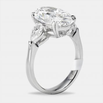 Pre Owned 5.20 cts Oval Brilliant and Pear Lab Grown Diamonds 18k White Gold Ring Size 51