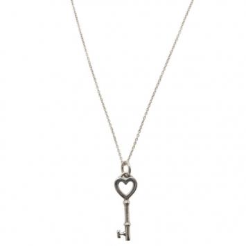 مملوكة مسبقًا Tiffany & Co. Tiffany Keys Heart Key Sterling Silver Pendant