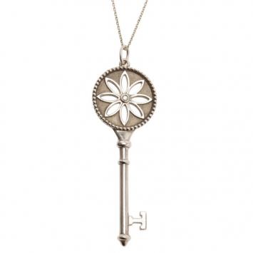 Pre Owned Tiffany & Co. Daisy Key Silver Pendant Necklace
