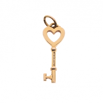 Pre Owned Tiffany & Co. Heart Key 18k Yellow Gold Mini Pendant