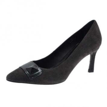 Pre Owned Tod's Grey Suede Embellished Pumps Size 38
