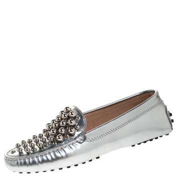 Pre Owned Tod's Metallic Silver Leather Gommini Bolle Embellished Loafers Size 36.5