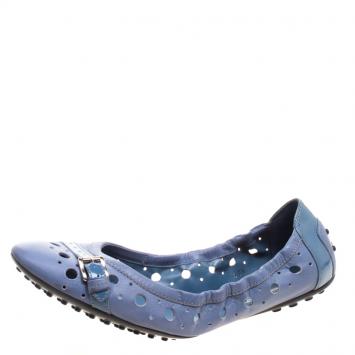 Pre Owned Tod's Cerulean Blue Perforated Leather Buckle Detail Scrunch Ballet Flats Size 41.5