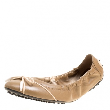 Pre Owned Tod's Beige Leather Bow Scrunch Ballet Flats Size 37.5