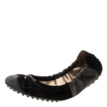 Pre Owned Tod's Black/Grey Suede Buckle Scrunch Ballerina Flats Size 38