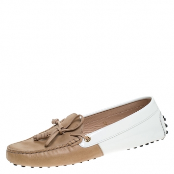 Pre Owned Tod's Two Tone Patent Leather Bow Slip On Loafers Size 38