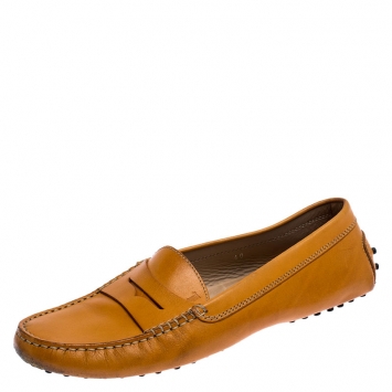 Pre Owned Tod's Orange Leather Gommino Slip On Loafers Size 40