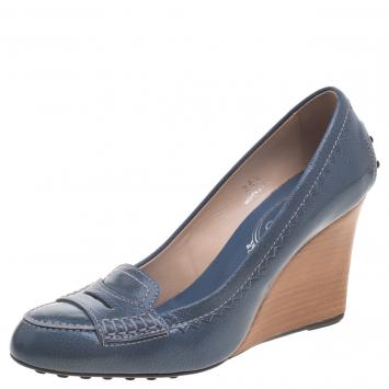 Pre Owned Tod's Powder Blue Patent Leather Wedge Loafer Pumps Size 35.5