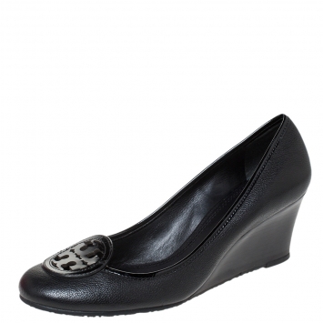 Pre Owned Tory Burch Black Leather Reva Logo Wedge Pumps Size 38