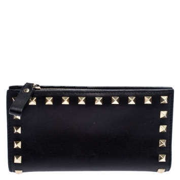 Pre Owned Valentino Black Leather Rockstud Continental Wallet