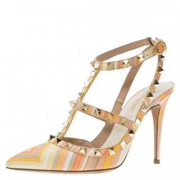 Pre Owned Valentino Native Couture 1975 Print Leather Rockstud Sandals Size 35.5