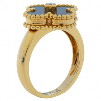Pre Owned Van Cleef & Arpels Vintage Alhambra Diamond Onyx 18K Yellow Gold Ring Size 50