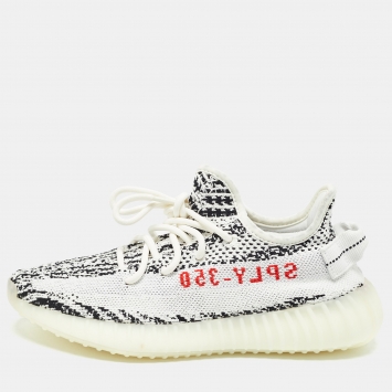 مملوكة مسبقًا Yeezy x Adidas White/Black Knit Fabric Boost 350 V2 Zebra Sneakers Size 38